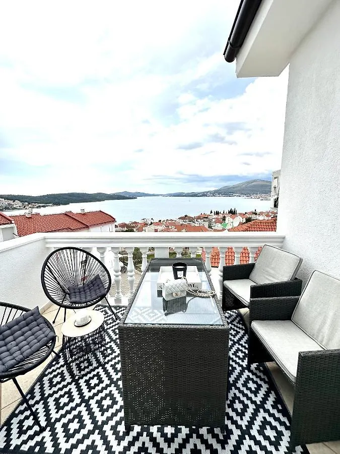 Apartments Imperium Trogir 0*,  Croatia