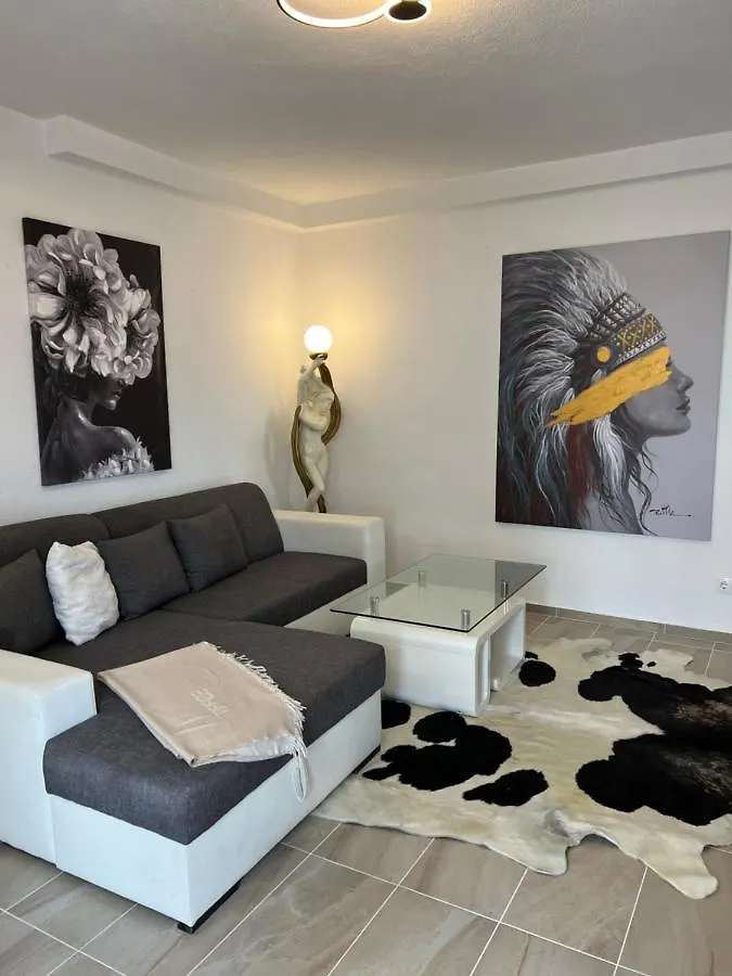 Apartments Imperium Trogir 0*,